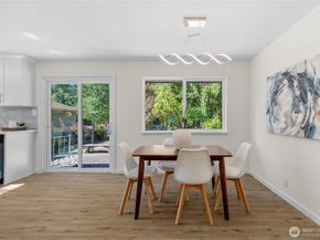 518 N 166th Street, Shoreline WA 98133