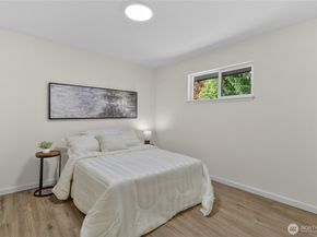 518 N 166th Street, Shoreline WA 98133