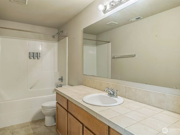 523 50th Street SE, Auburn WA 98092