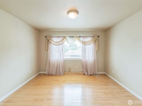 523 50th Street SE, Auburn WA 98092