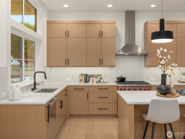 13125 NE 104th Street, Kirkland WA 98033