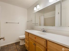 8217 145 Court NE C 11, Redmond WA 98052