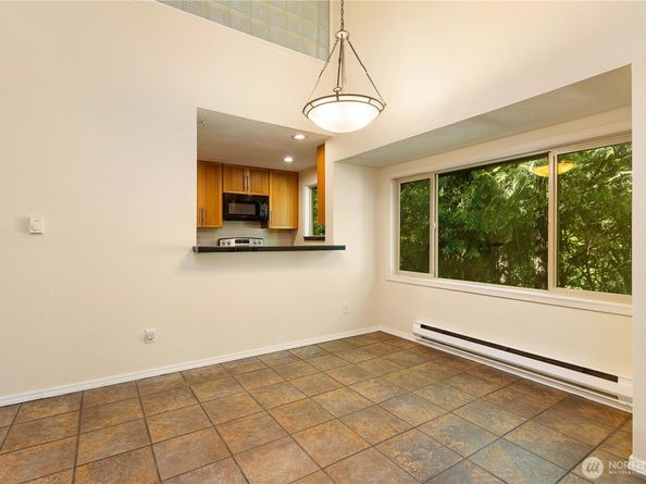8217 145 Court NE C 11, Redmond WA 98052