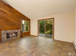 8217 145 Court NE C 11, Redmond WA 98052