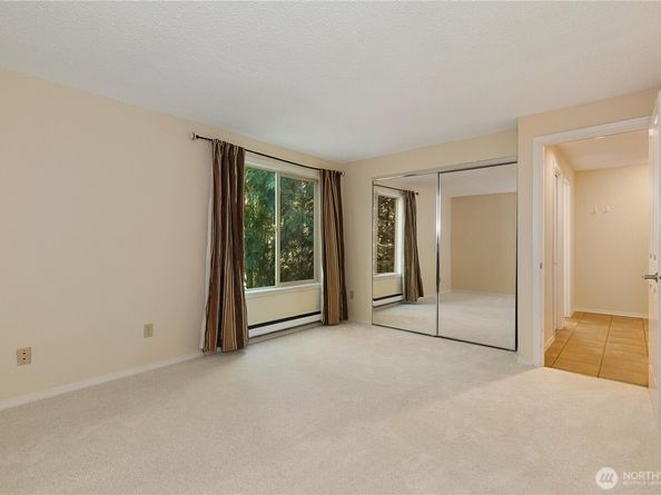 8217 145 Court NE C 11, Redmond WA 98052