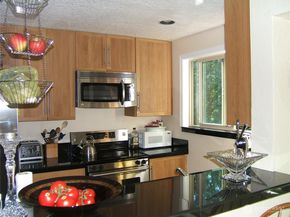 8217 145 Court NE C 11, Redmond WA 98052