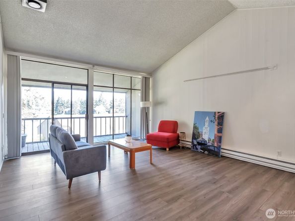 13932 NE 60th 155, Redmond WA 98052