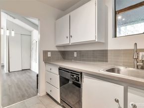 13932 NE 60th 155, Redmond WA 98052