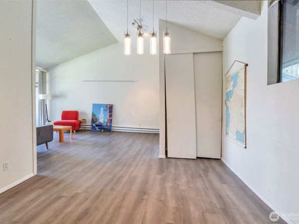 13932 NE 60th 155, Redmond WA 98052