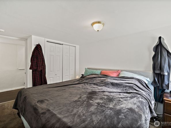 4700 26th Avenue SW, Seattle WA 98106
