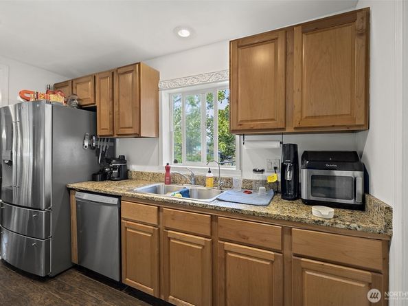 4700 26th Avenue SW, Seattle WA 98106