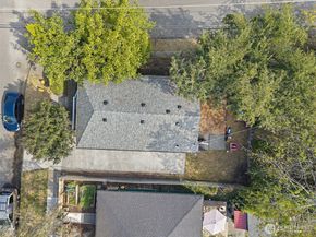 4700 26th Avenue SW, Seattle WA 98106