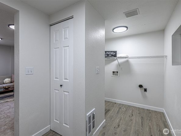 14224 180th Avenue SE, Renton WA 98059