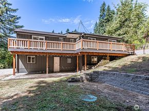 14224 180th Avenue SE, Renton WA 98059