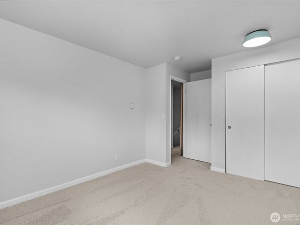 1128 N 91st Street, Seattle WA 98103