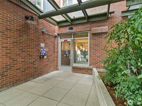 1620 Belmont Avenue 427, Seattle WA 98122
