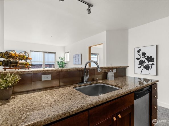 1620 Belmont Avenue 427, Seattle WA 98122
