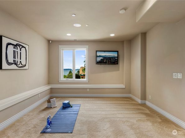 645 Cornelia Avenue, Mukilteo WA 98275