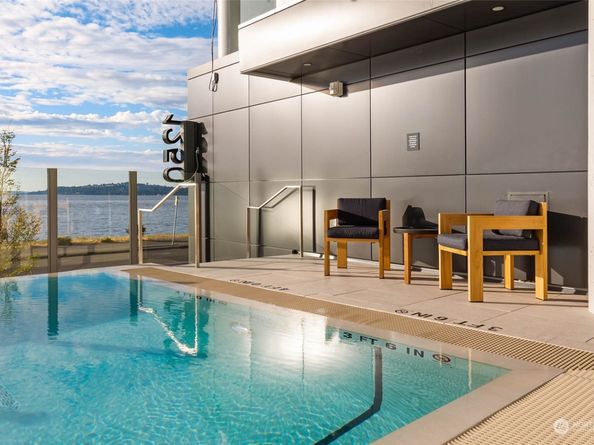 1250 Alki Avenue SW 2C, Seattle WA 98116