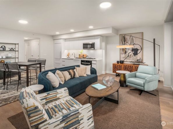1250 Alki Avenue SW 2C, Seattle WA 98116