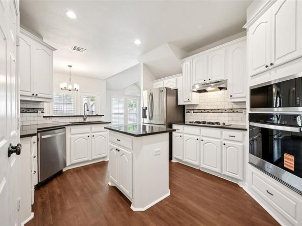 7701  Fern Hill Lane , Rowlett Texas 75089