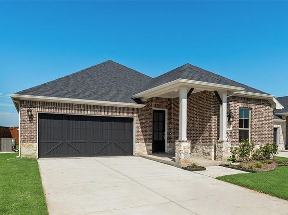 2016  Beeflower Street , Celina Texas 75009