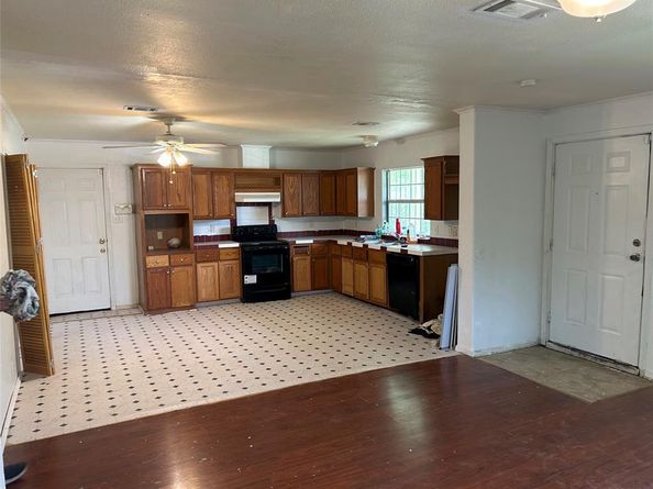 2626  Ripple Road , Dallas Texas 75241