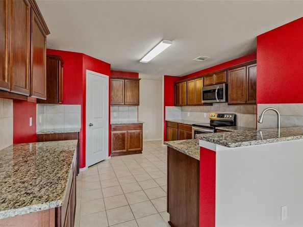 1056  Decker Drive , Fate Texas 75189