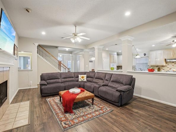 6716  Spring Valley Way , Fort Worth Texas 76132