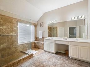 6716  Spring Valley Way , Fort Worth Texas 76132