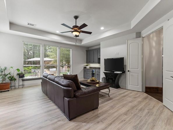 1704  White Road , Heath Texas 75032