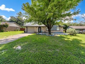 245  Gordon Drive , Azle Texas 76020