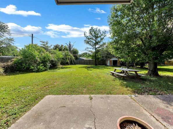 245  Gordon Drive , Azle Texas 76020