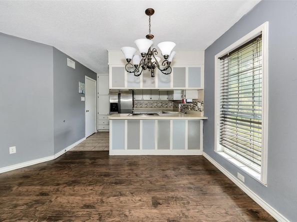 245  Gordon Drive , Azle Texas 76020