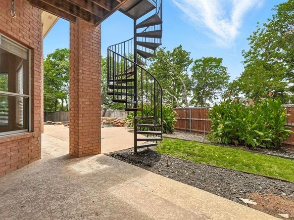 815  Woodhaven Drive , Highland Village Texas 75077