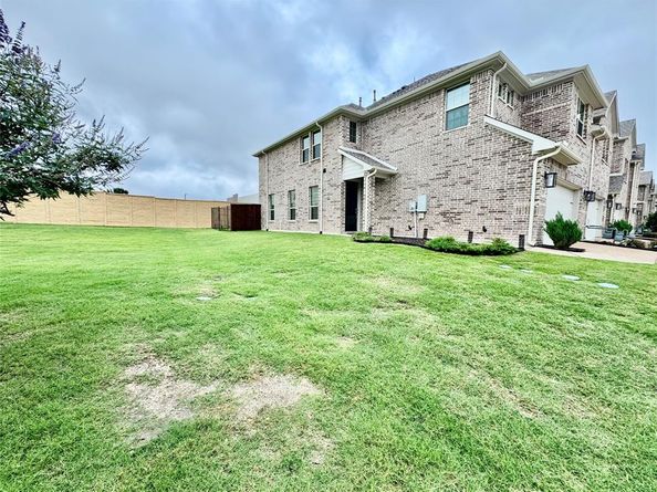 1045  Keswick Drive , Allen Texas 75002
