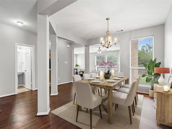 2821  Lynx Lane 