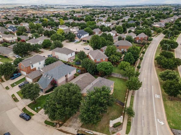 2821  Lynx Lane , Fort Worth Texas 76244
