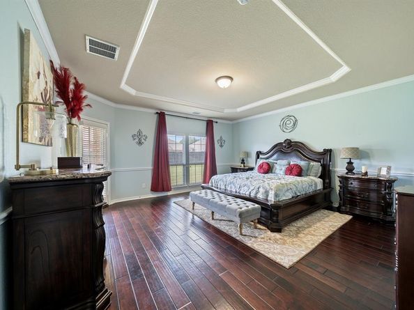 2840  England Parkway , Grand Prairie Texas 75054