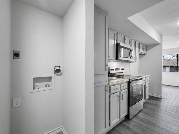 9825  Walnut Street  206, Dallas Texas 75243