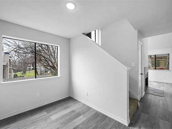 9825  Walnut Street  206, Dallas Texas 75243