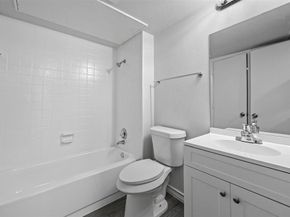 9825  Walnut Street  206, Dallas Texas 75243