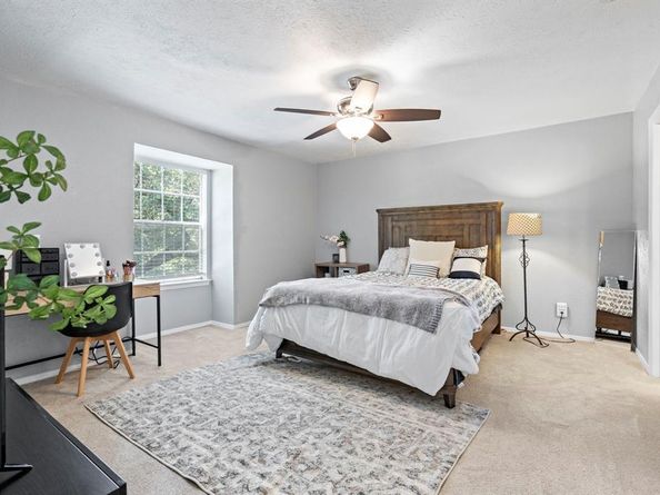 7610  Highmont Street , Dallas Texas 75230