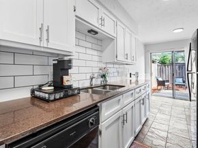 7610  Highmont Street , Dallas Texas 75230