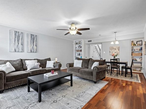 7610  Highmont Street , Dallas Texas 75230