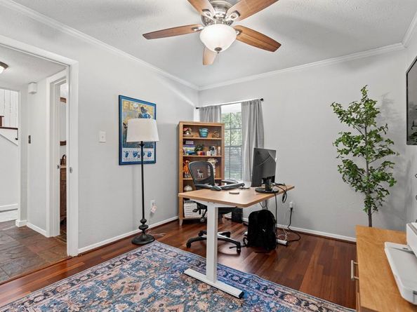 7610  Highmont Street , Dallas Texas 75230