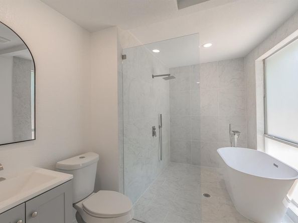 11417  Park Central Place , Dallas Texas 75230