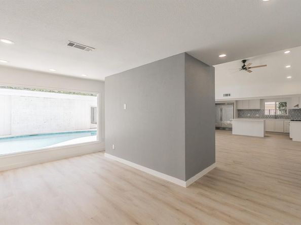 11417  Park Central Place , Dallas Texas 75230