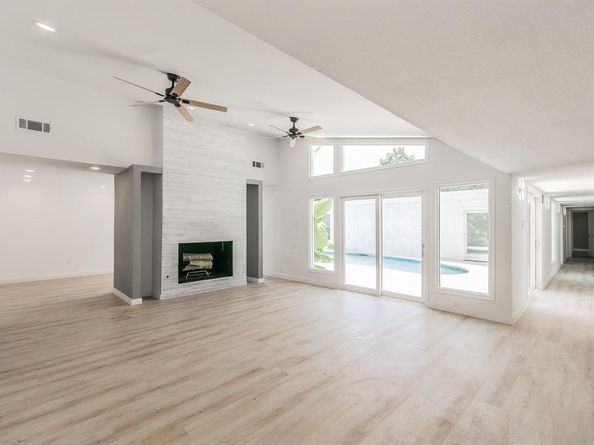11417  Park Central Place , Dallas Texas 75230