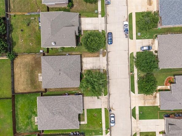 1442  Whitewater Drive , Little Elm Texas 75068